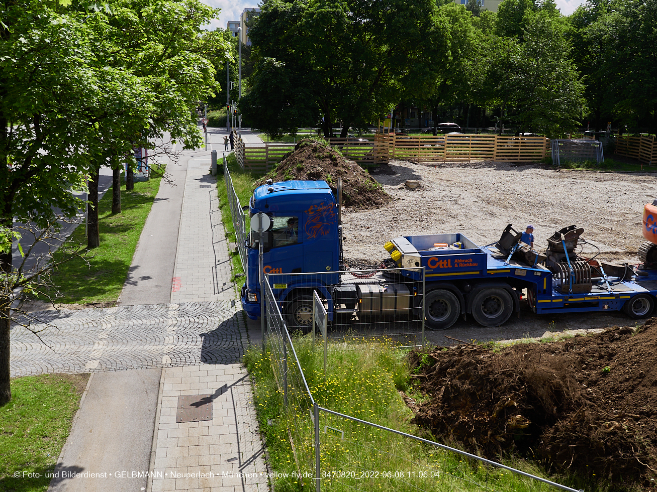 08.06.2022 - Baustelle zur Mütterberatung und Haus für Kinder